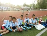 七岁儿童足球技巧训练秘籍（开启足球梦想之门，培养儿童足球天才的必备训练方法）